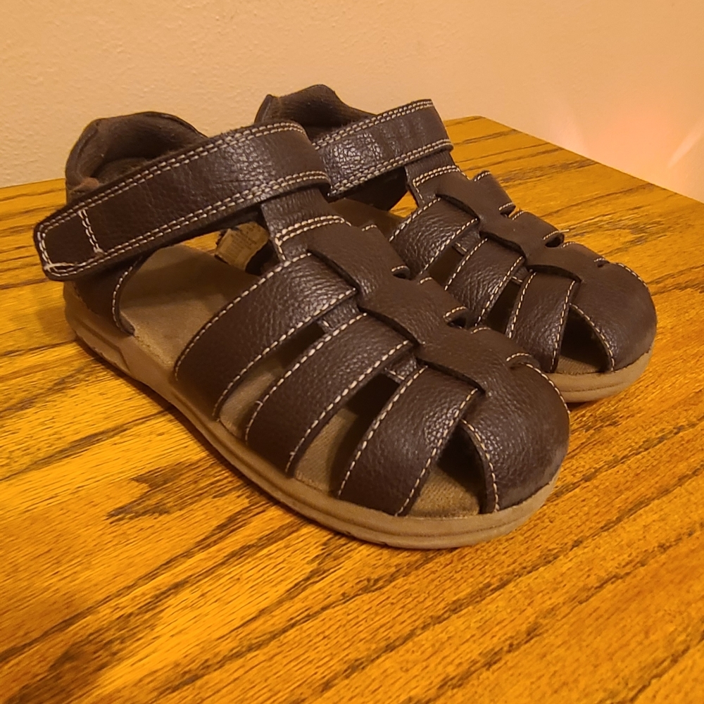 Boys strap sandals